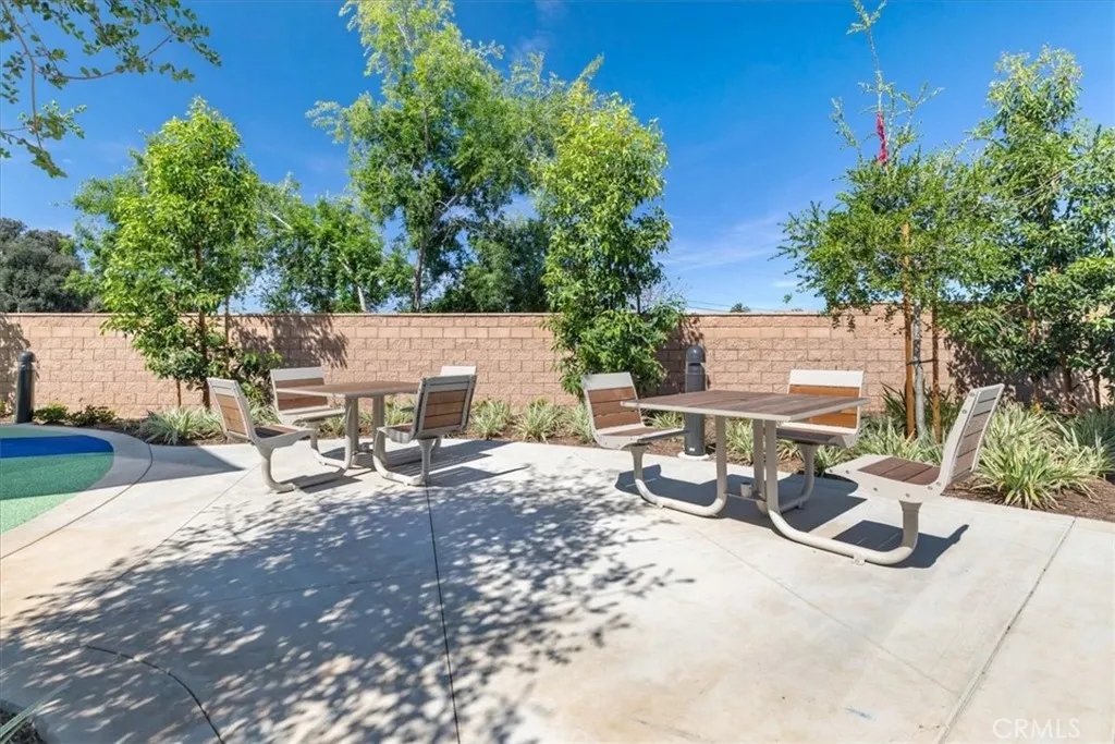 9545 Hannah Way Riverside, CA 92504 - Photo 16 of 19 Gallery Image 16