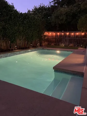 $929,900 | 603 Racquet Club Lane, Thousand Oaks, CA 91360