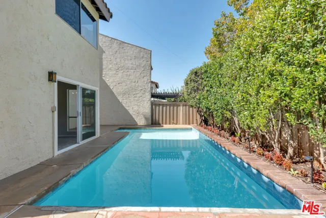 $929,900 | 603 Racquet Club Lane, Thousand Oaks, CA 91360