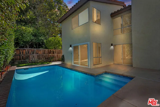 $929,900 | 603 Racquet Club Lane, Thousand Oaks, CA 91360