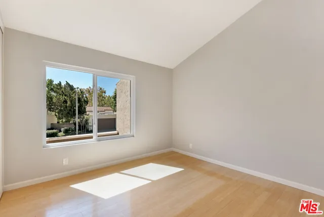 $929,900 | 603 Racquet Club Lane, Thousand Oaks, CA 91360