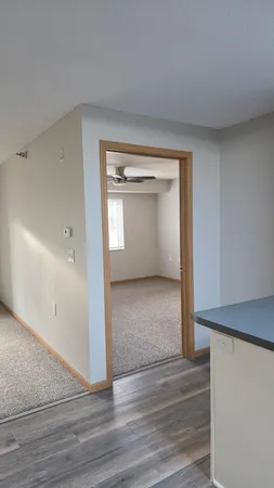$184,900 | 1321 Lake Drive West, Unit 101, Chanhassen, MN 55317