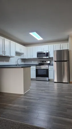 $184,900 | 1321 Lake Drive West, Unit 101, Chanhassen, MN 55317