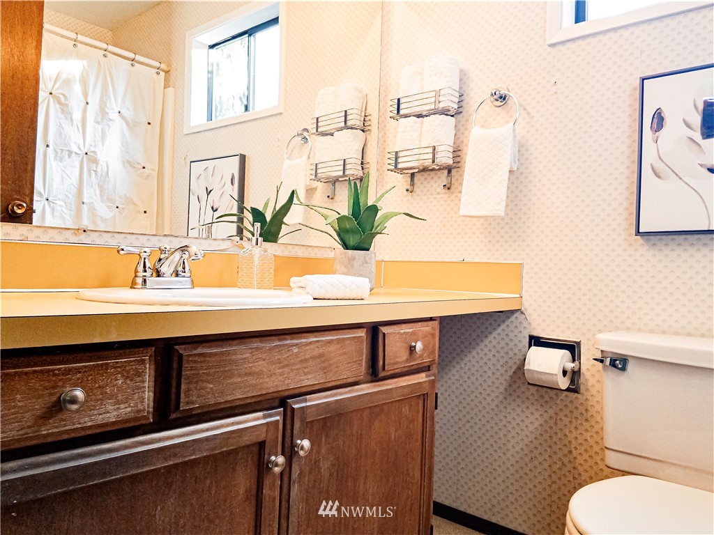 222 221st Street Southwest Bothell, WA 98021 - Photo 23 of 38