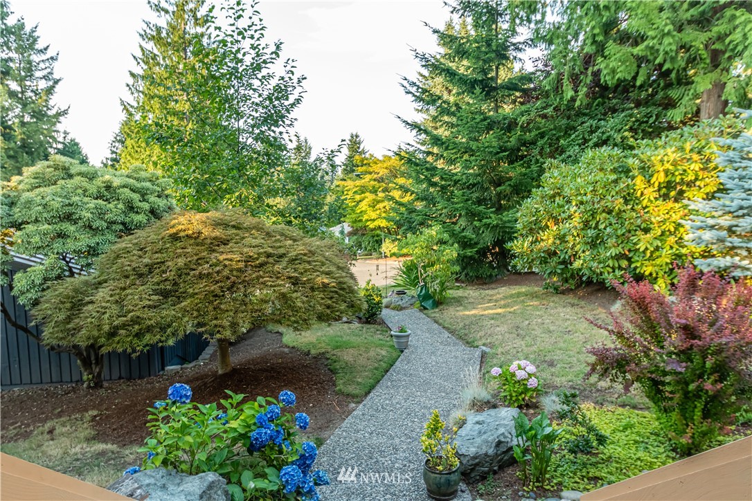 222 221st Street Southwest Bothell, WA 98021 - Photo 4 of 38
