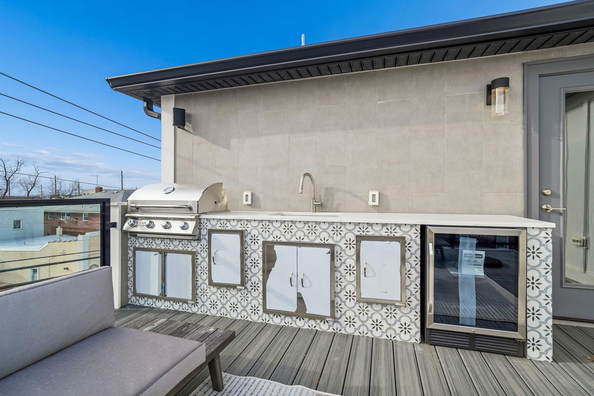 305 8th Street Fairview, NJ 07022 - Photo 13 of 27