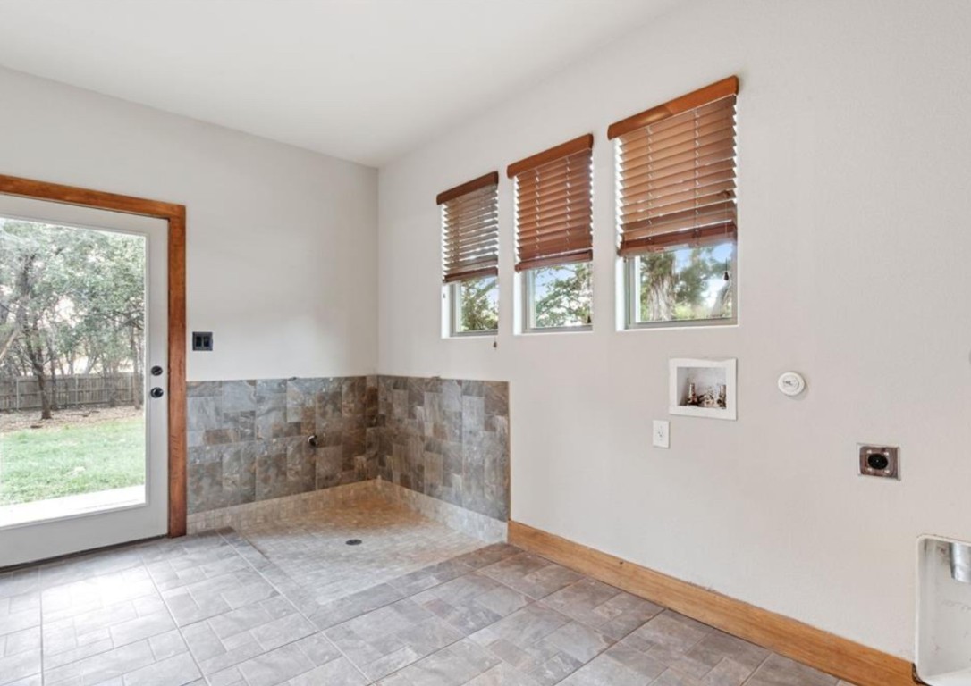 20603 Ridgeview Road Lago Vista, TX 78645 - Photo 17 of 34