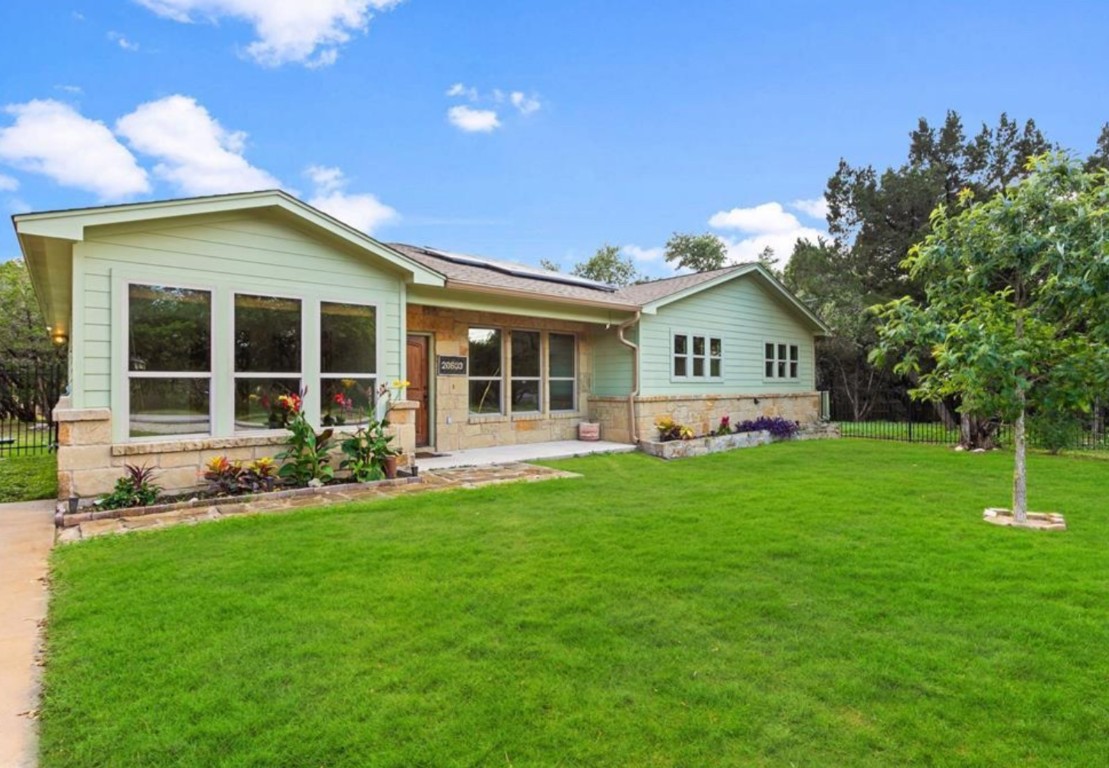 20603 Ridgeview Road Lago Vista, TX 78645 - Photo 2 of 34