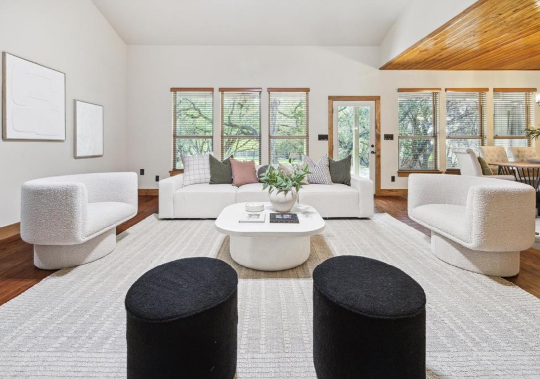 20603 Ridgeview Road Lago Vista, TX 78645 - Photo 6 of 34