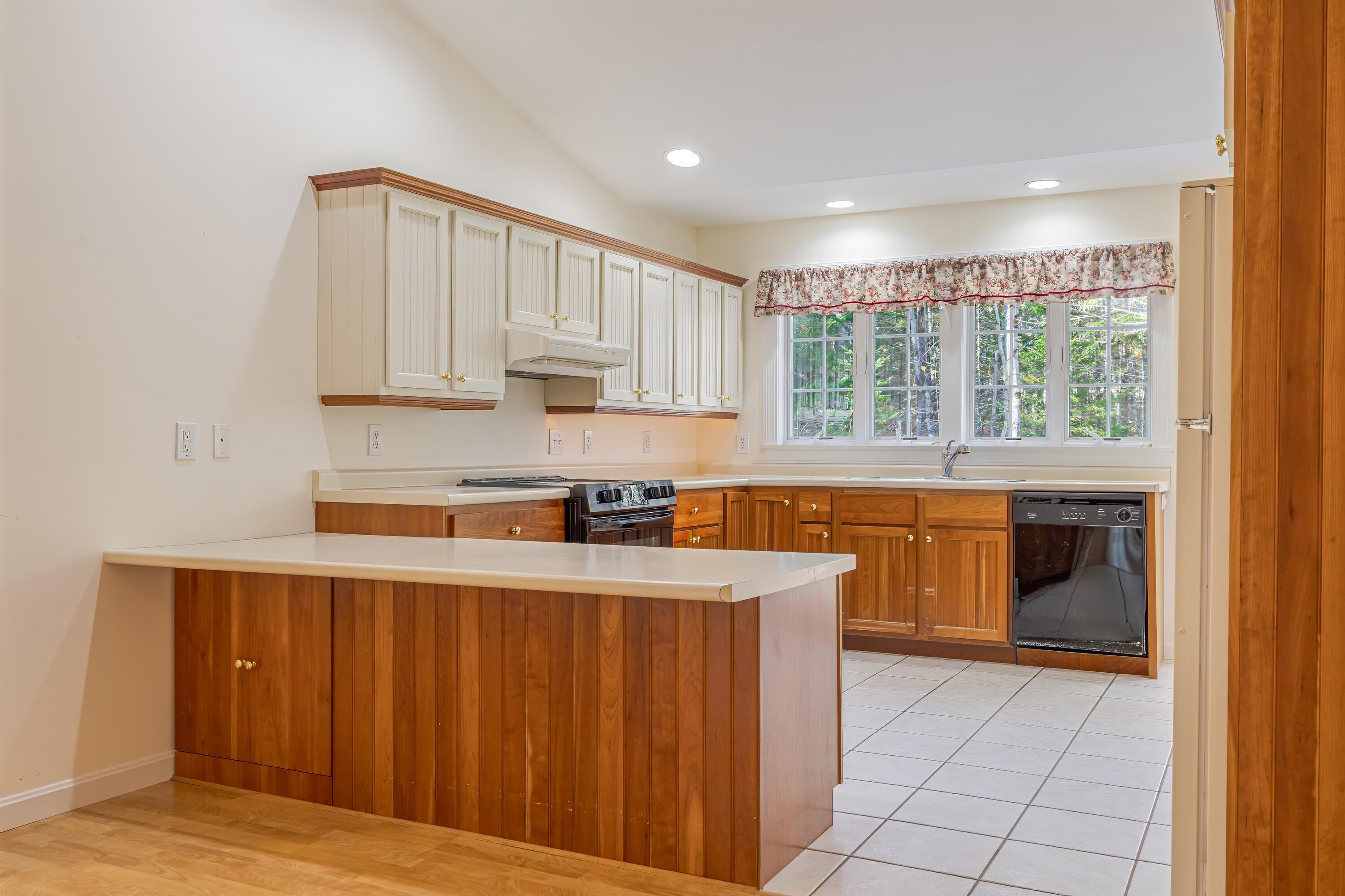 40 Ridgeway Drive Bar Harbor, ME 04609 - Photo 15 of 43 44-40 Ridgeway Drive-DTP