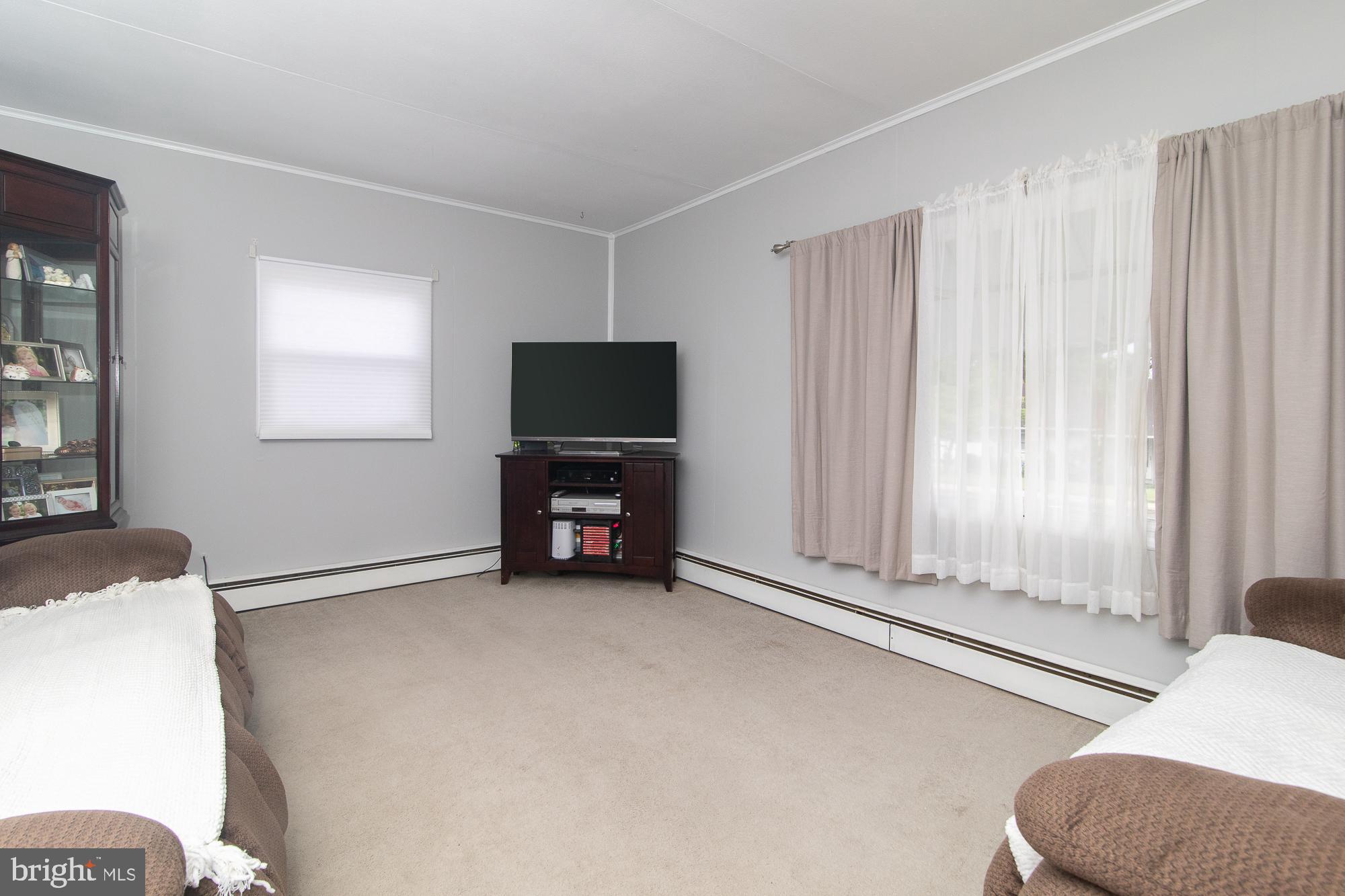 207 Devon Road Fairless Hills, PA 19030 - Photo 3 of 26 Gallery Image 3