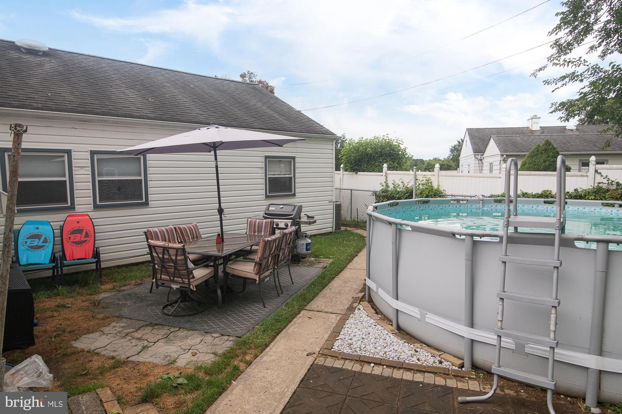 207 Devon Road Fairless Hills, PA 19030 - Photo 25 of 26 Gallery Image 25