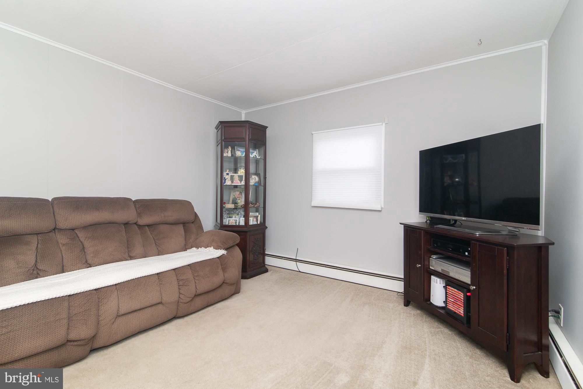 207 Devon Road Fairless Hills, PA 19030 - Photo 4 of 26 Gallery Image 4