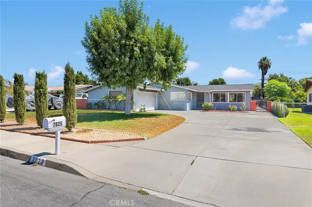 $500,000 | 7925 Spohn Avenue, Fontana, CA 92336