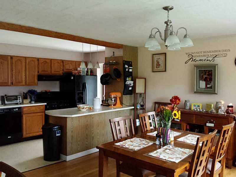 934 Main Road Eddington, ME 04428 - Photo 7 of 33 Kitchen.