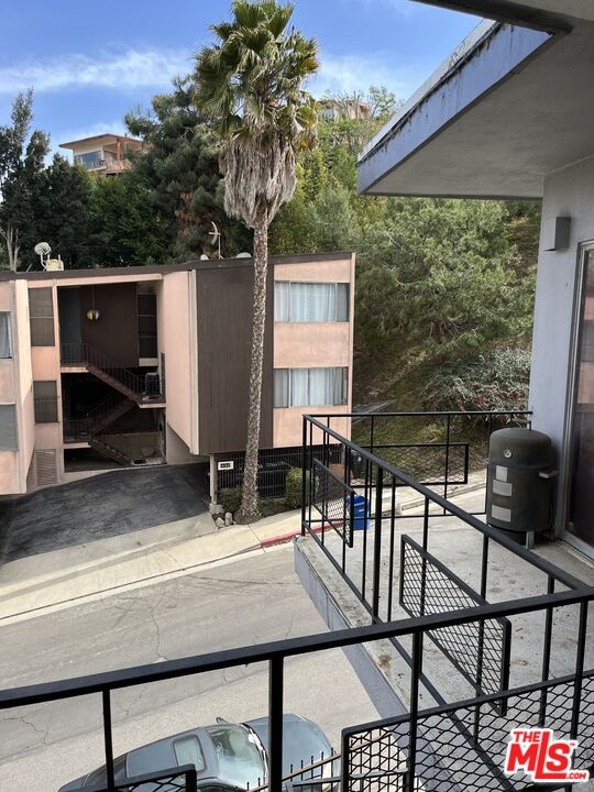 4431 Don Ricardo Drive, Unit 10 Los Angeles, CA 90008 - Photo 2 of 11 a view of balcony and patio