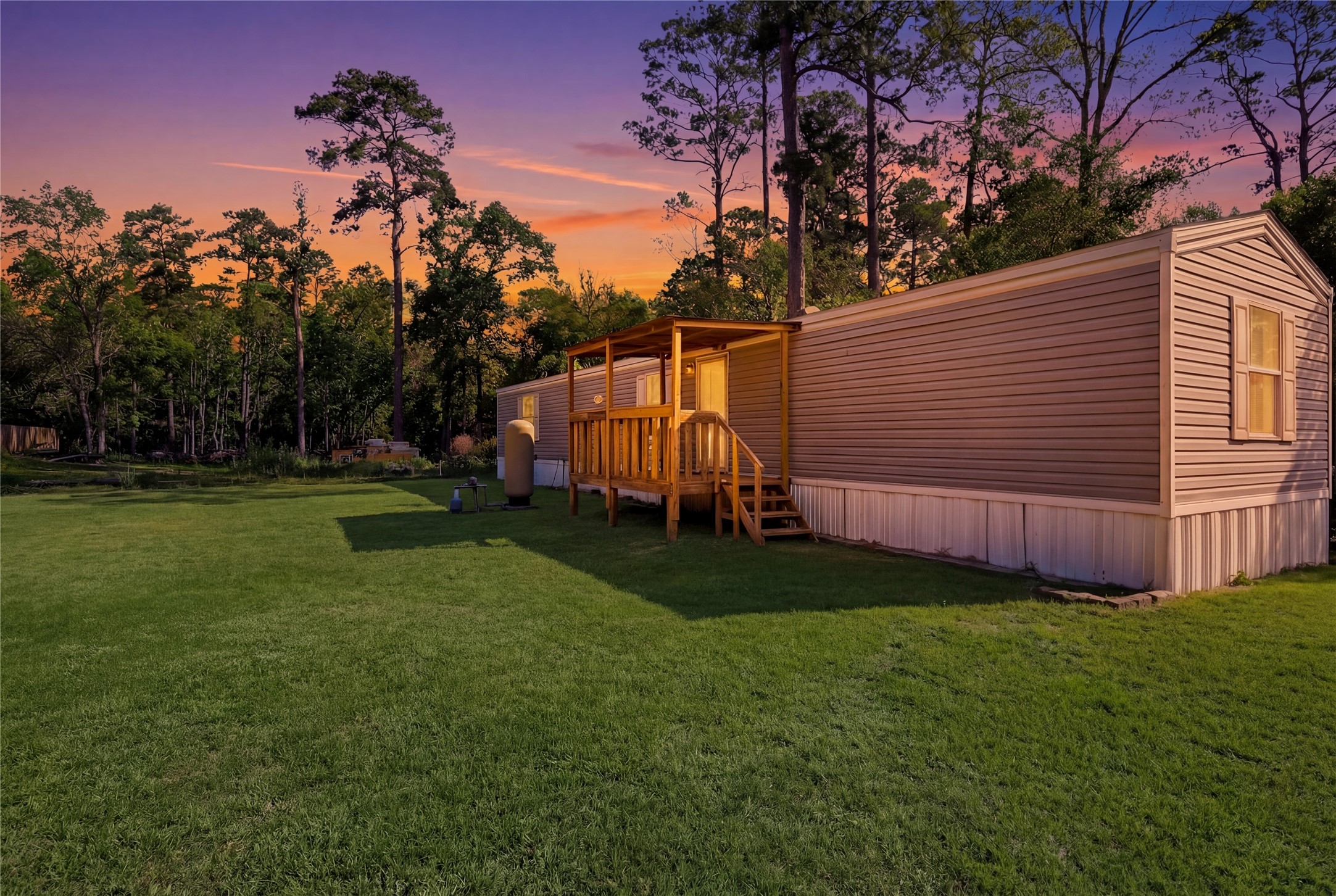 18217 Trails End Road Conroe, TX 77385 - Photo 2 of 19