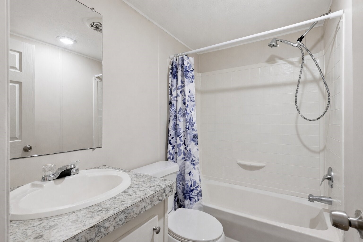 18217 Trails End Road Conroe, TX 77385 - Photo 10 of 19