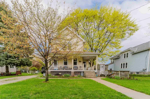 $260,000 | 332 Rosalia Street, Oshkosh, WI 54901
