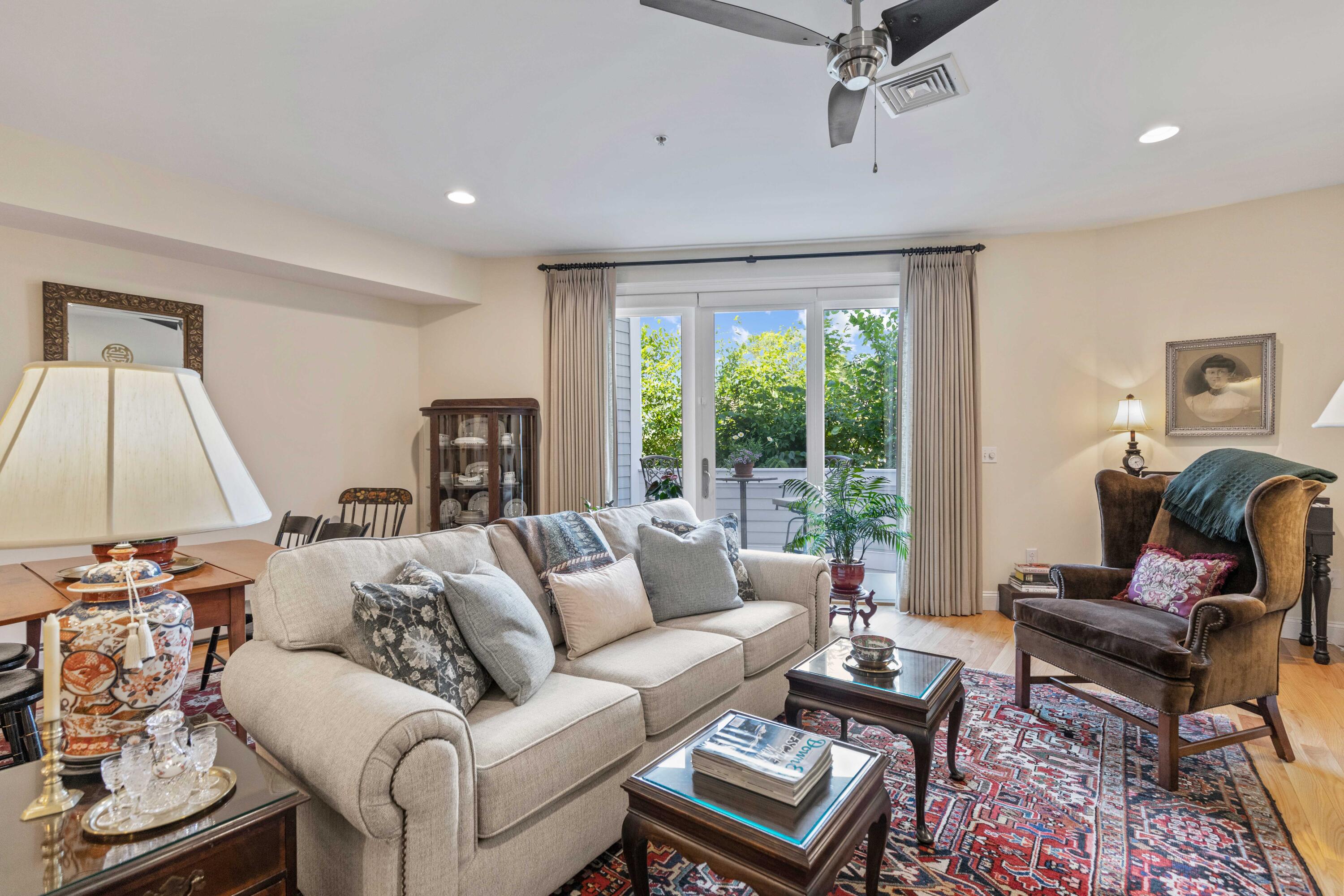 17 Abbey Road, Unit 7 Brunswick, ME 04011 - Photo 12 of 53 17 Abby Road Bunswick014