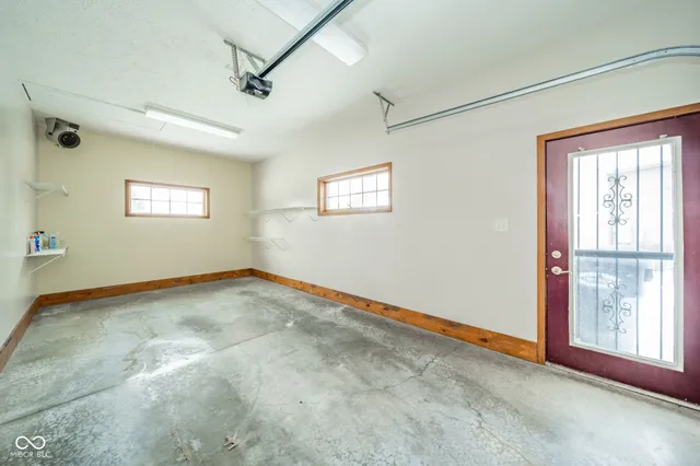 $699,900 | 2405 Wicklow Drive, Muncie, IN 47304