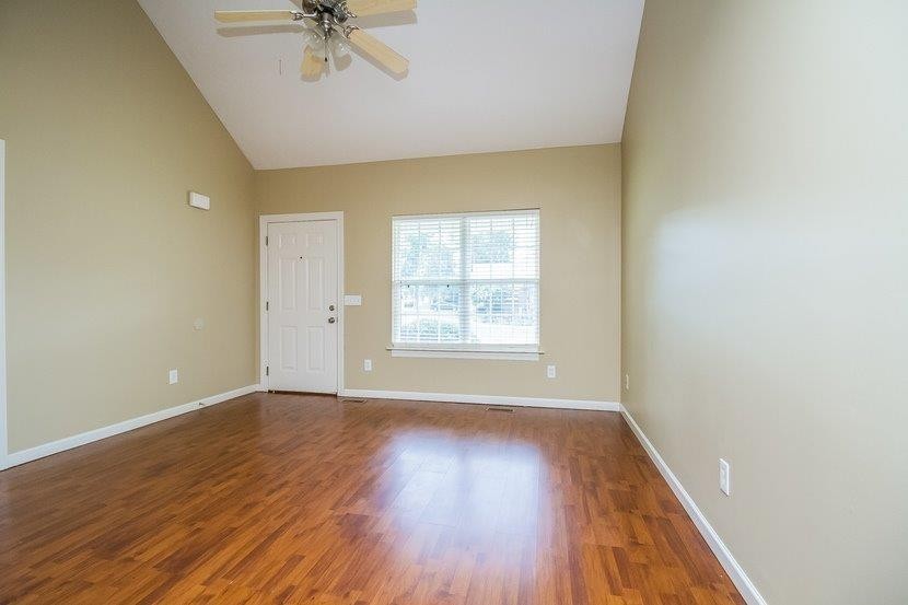 1753 N Cove Murfreesboro, TN 37129 - Photo 4 of 15