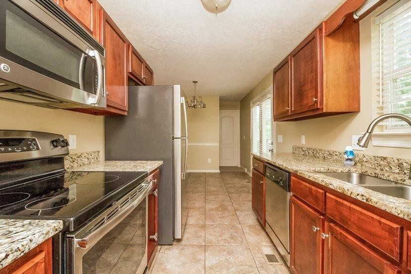 1753 N Cove Murfreesboro, TN 37129 - Photo 7 of 15