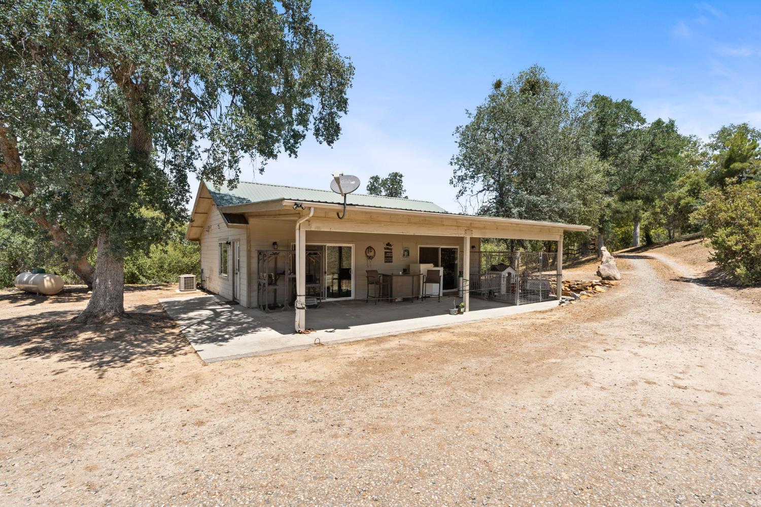 46374 Oonay Nation Road Coarsegold, CA 93614 - Photo 1 of 36