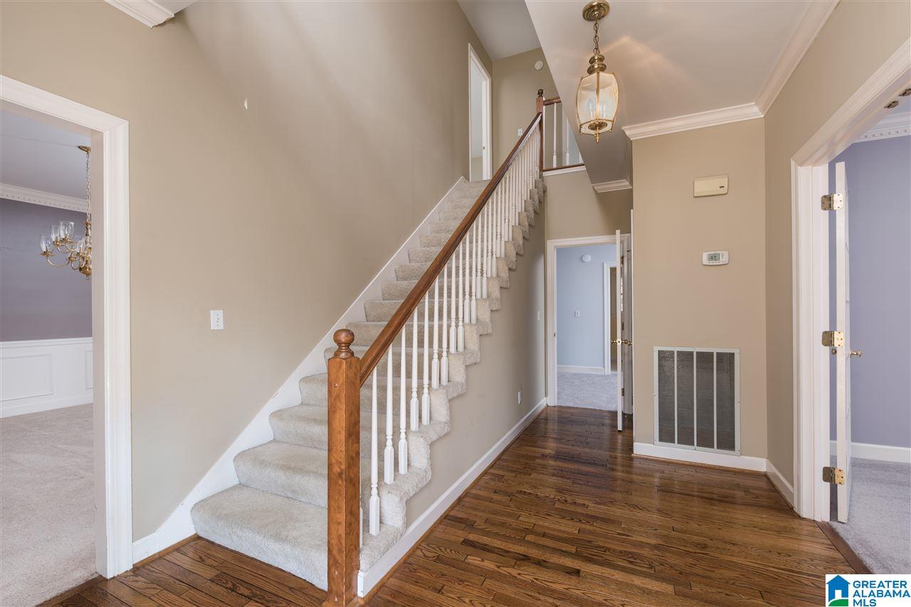 1012 Colonial Drive Alabaster, AL 35007 - Photo 3 of 38
