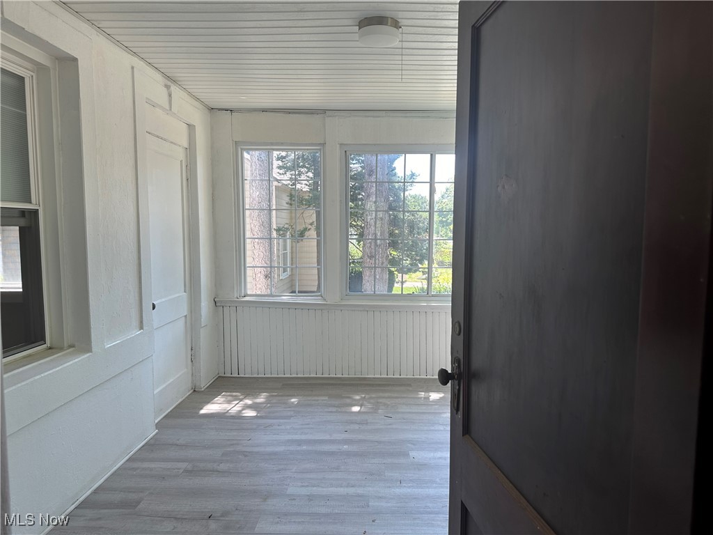 2303 Ashurst Road Cleveland, OH 44118 - Photo 22 of 36