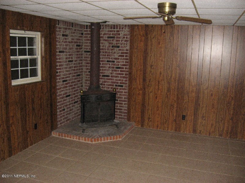 6732 Heidi Road Jacksonville, FL 32277 - Photo 2 of 10 a view of an empty room