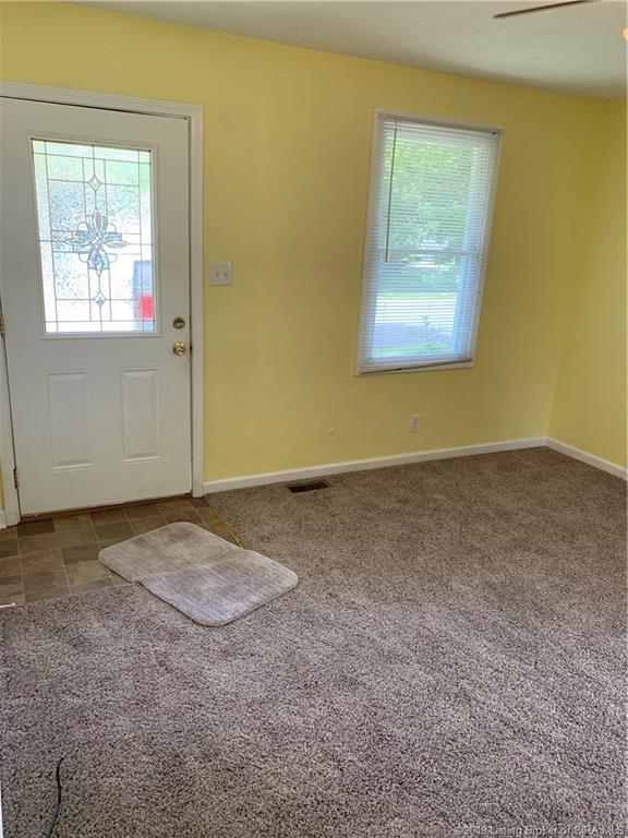 916 Assembly Road Jeffersonville, IN 47130 - Photo 7 of 19 Gallery Image 7