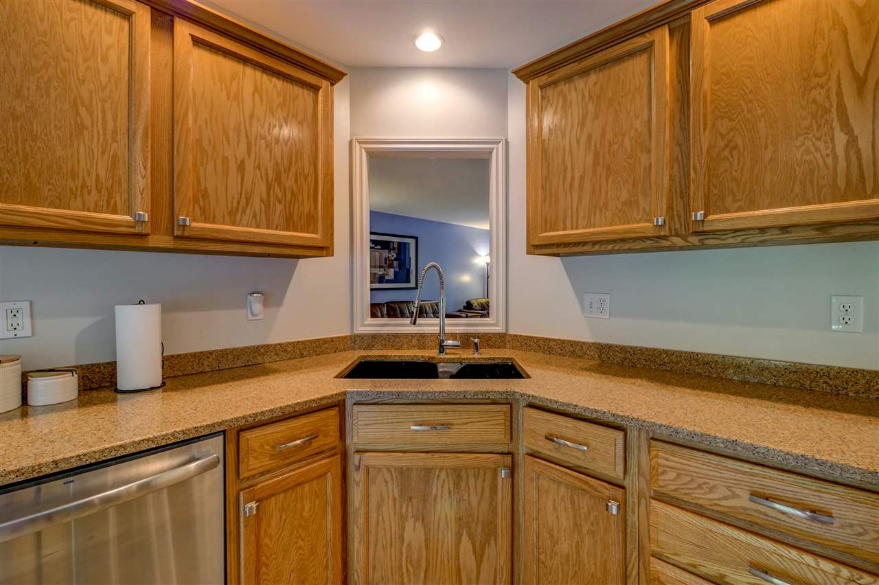 86 Hunt Road, Unit 1 Kingston, NH 03848 - Photo 14 of 36 Gallery Image 14