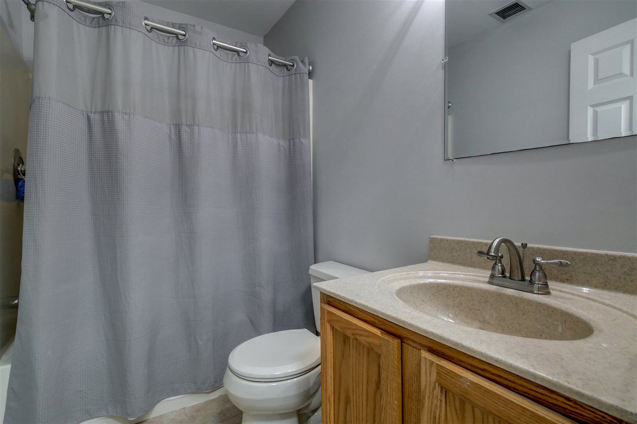 86 Hunt Road, Unit 1 Kingston, NH 03848 - Photo 20 of 36 Gallery Image 20