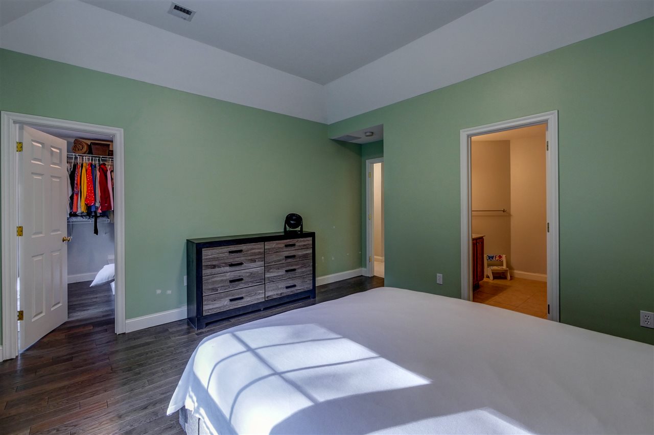 86 Hunt Road, Unit 1 Kingston, NH 03848 - Photo 23 of 36 Gallery Image 23