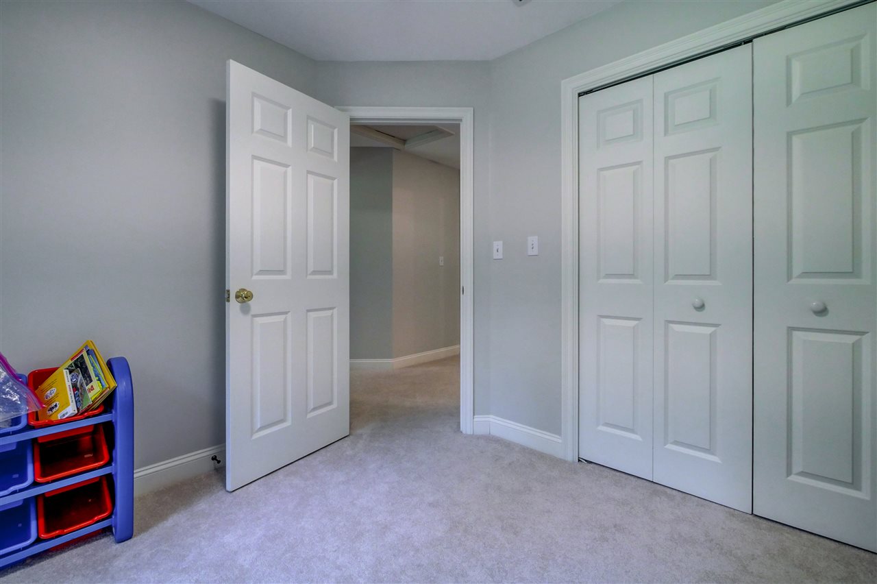 86 Hunt Road, Unit 1 Kingston, NH 03848 - Photo 29 of 36 Gallery Image 29