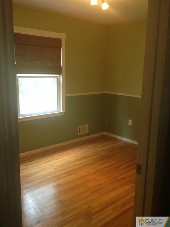 53 Overhill Road East Brunswick, NJ 08816 - Photo 10 of 14 Gallery Image 10