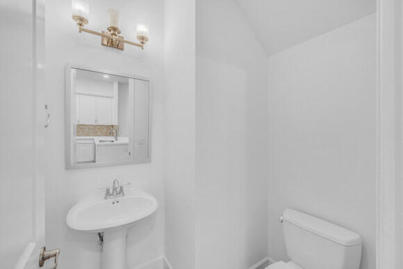 23008 Clear Echo Drive, Unit 11 Boca Raton, FL 33433 - Photo 16 of 80 7 Powder Room (1)
