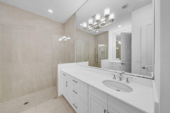 23008 Clear Echo Drive, Unit 11 Boca Raton, FL 33433 - Photo 32 of 80 17 Primary Bedroom Suite (6)