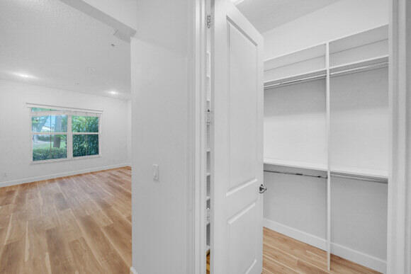 23008 Clear Echo Drive, Unit 11 Boca Raton, FL 33433 - Photo 36 of 80 17 Primary Bedroom Suite (10)