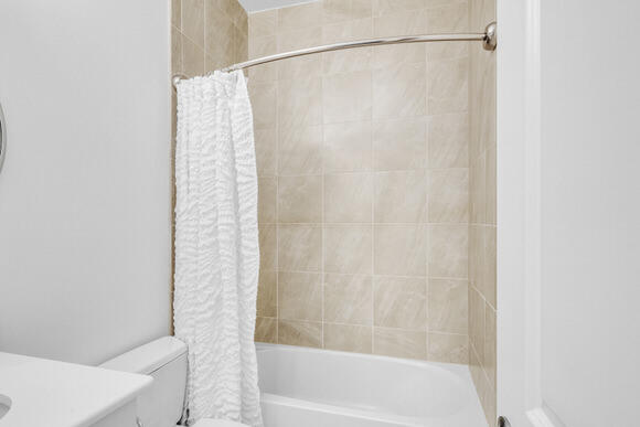 23008 Clear Echo Drive, Unit 11 Boca Raton, FL 33433 - Photo 49 of 80 23 Primary Bath (3)