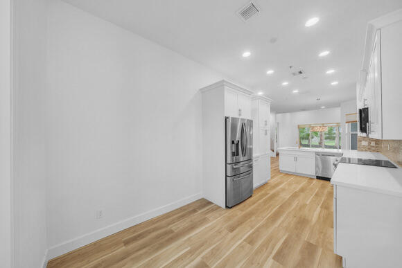 23008 Clear Echo Drive, Unit 11 Boca Raton, FL 33433 - Photo 71 of 80 11 B'fast Nook (2)