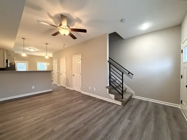 $1,295 | 155 Airport Road, Unit 1201, Clarksville, TN 37042