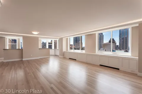 $25,995 | 30 West 63rd Street, Unit 32MN | Upper West Side