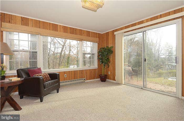 5321 Ridgefield Road Bethesda, MD 20816 - Photo 11 of 30 Family Room