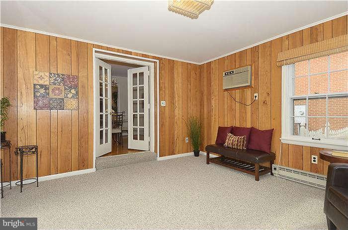 5321 Ridgefield Road Bethesda, MD 20816 - Photo 12 of 30 Family Room