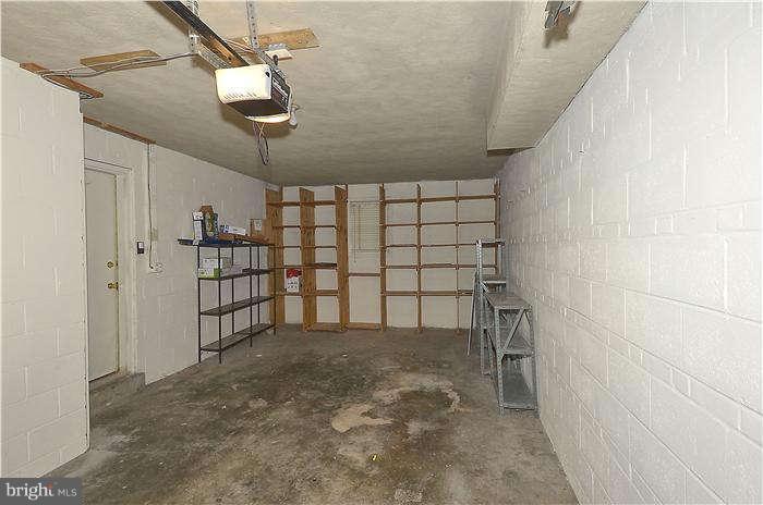 5321 Ridgefield Road Bethesda, MD 20816 - Photo 27 of 30 Interior (General)