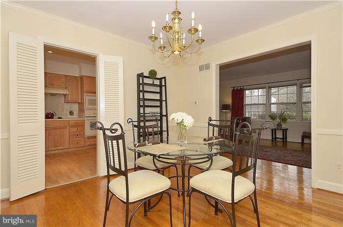 5321 Ridgefield Road Bethesda, MD 20816 - Photo 9 of 30 Dining Room