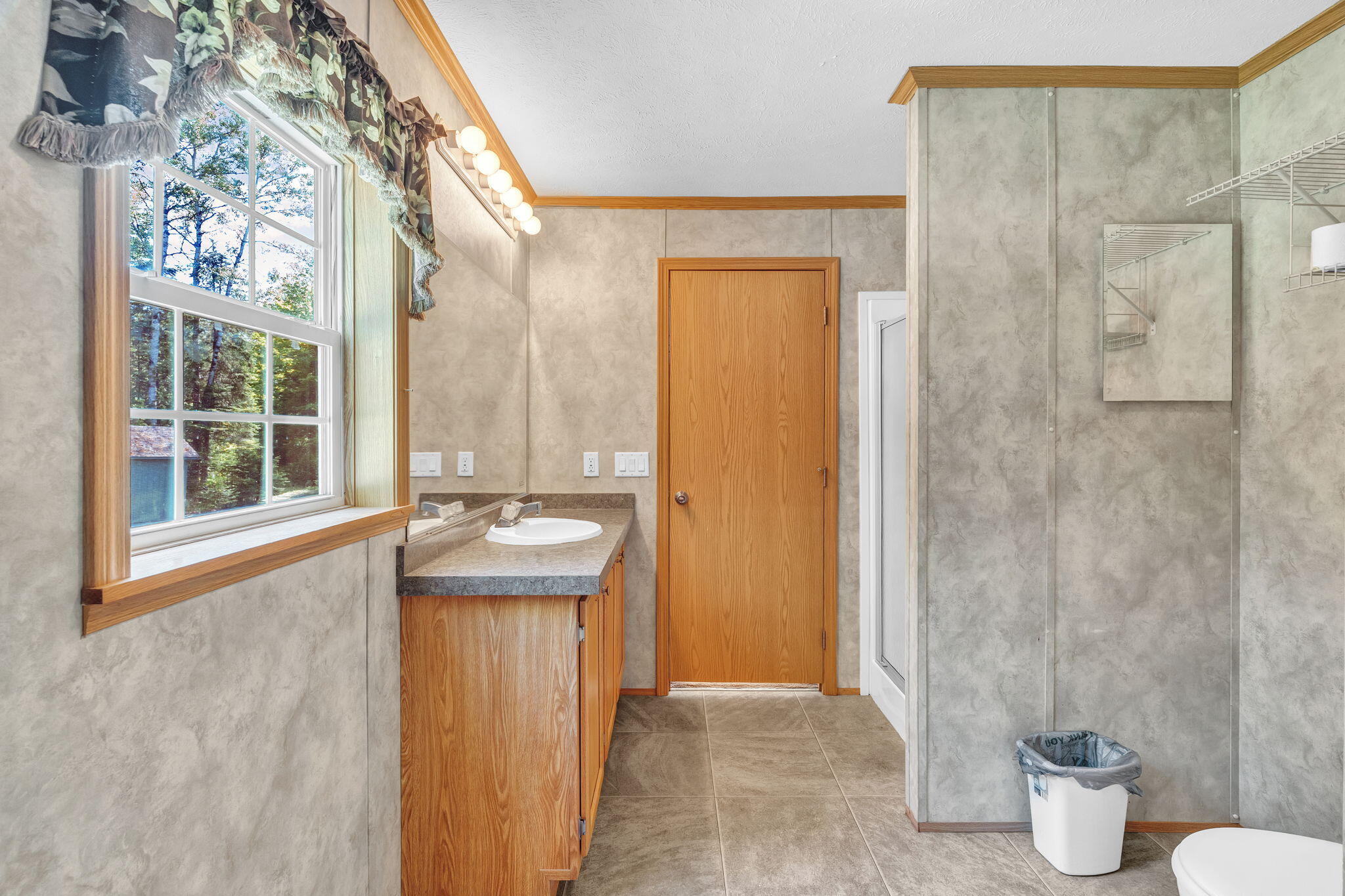 2392 Hudson Road Hudson, ME 04449 - Photo 21 of 77