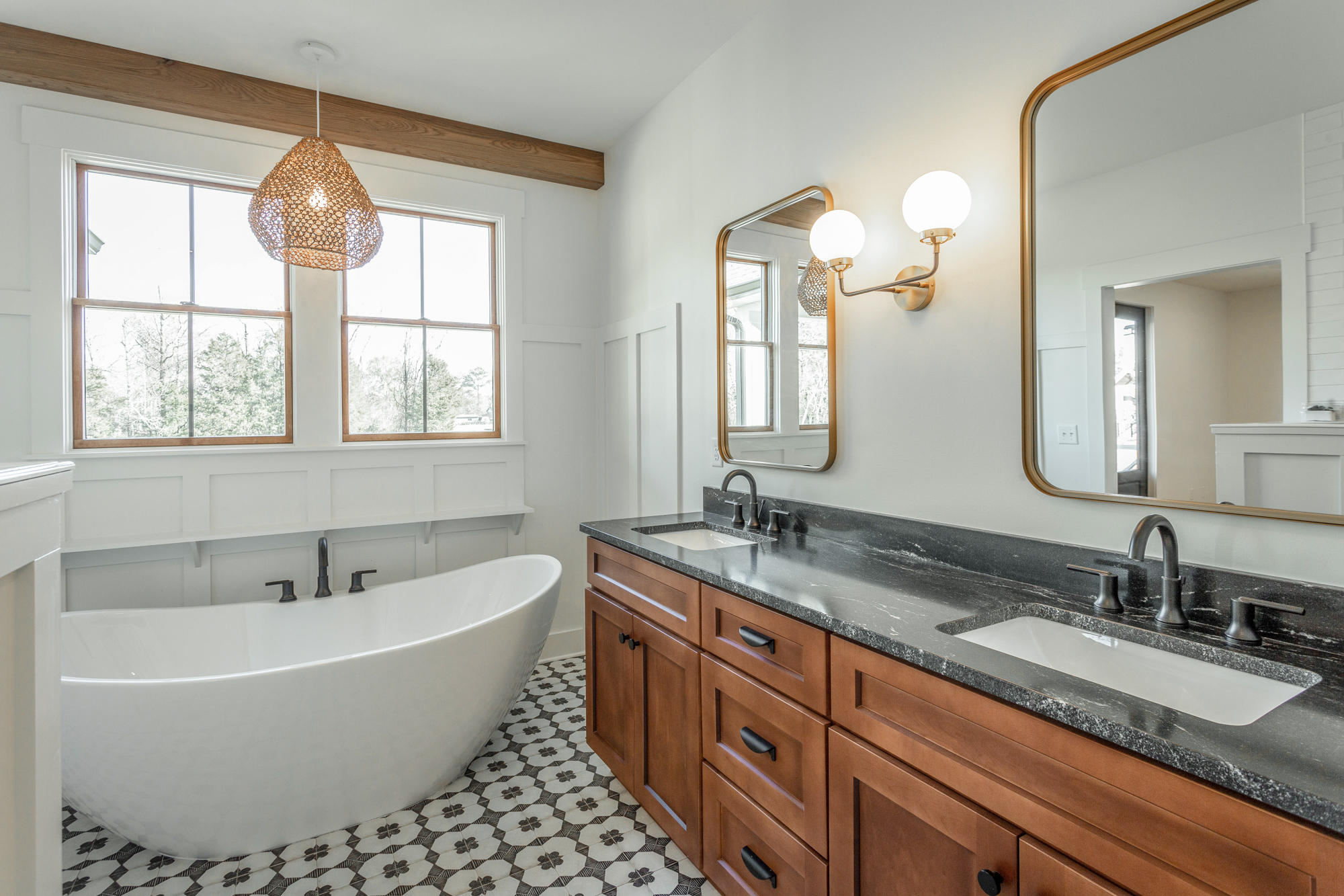 3167 Pine Grove Road Ringgold, GA 30736 - Photo 29 of 47 Master Bathroom